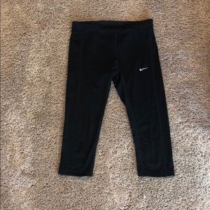 Nike crop leggings